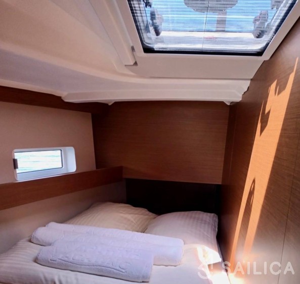 Sun Odyssey 490 - Yacht Charter Sailica