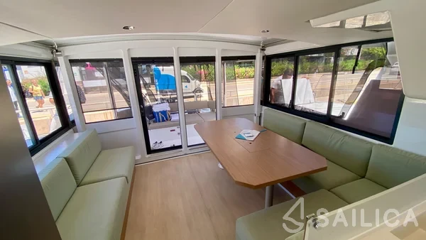 Bali 4.4 - Yacht Charter Sailica