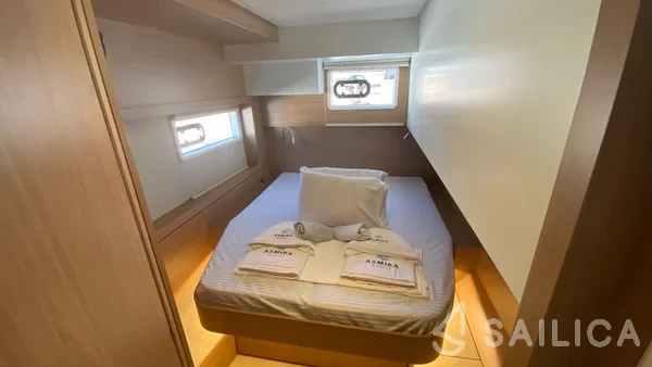 Bali 4.4 - Yacht Charter Sailica