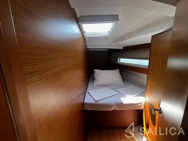 Sun Odyssey 440 - Yacht Charter Sailica