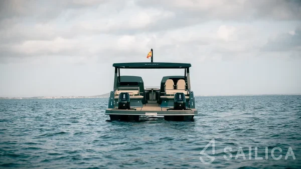 Tesoro T 38 - Yacht Charter Sailica