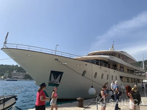 Lastavica - Yacht Charter Sailica