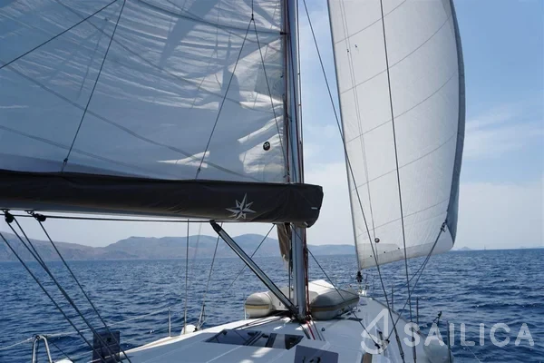 Sun Odyssey 519 - Yacht Charter Sailica