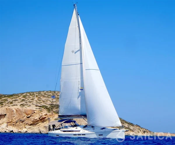 Sun Odyssey 519 - Yacht Charter Sailica