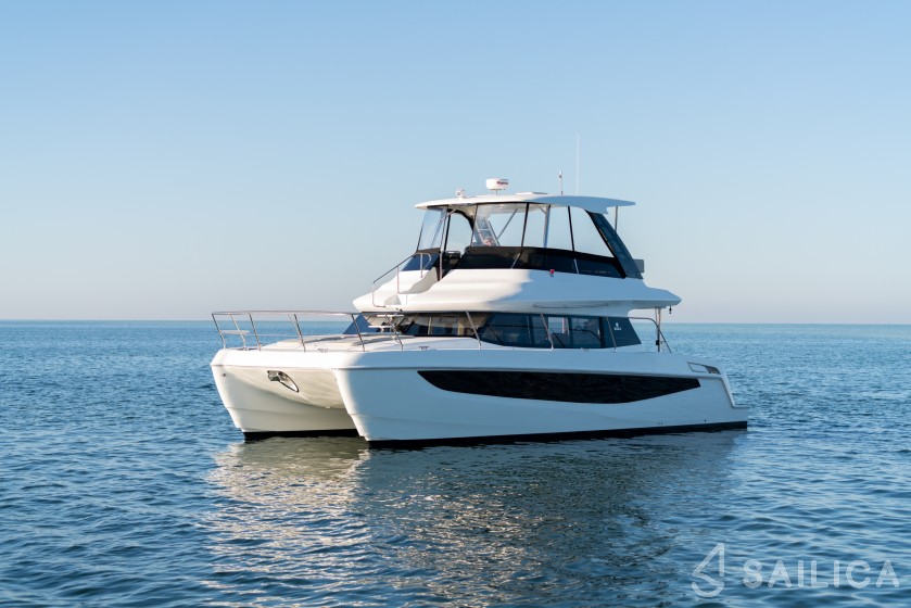 Aquila 42 - Yacht Charter Sailica