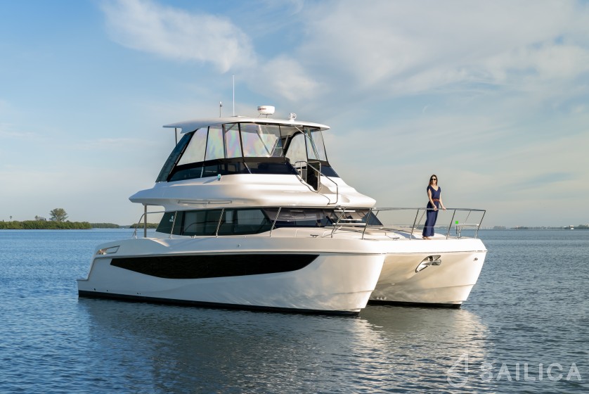 Aquila 42 - Yacht Charter Sailica