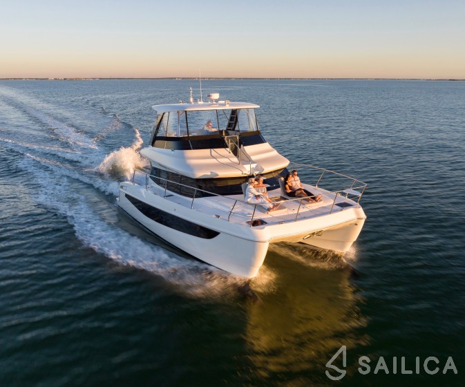 Aquila 42 - Yacht Charter Sailica