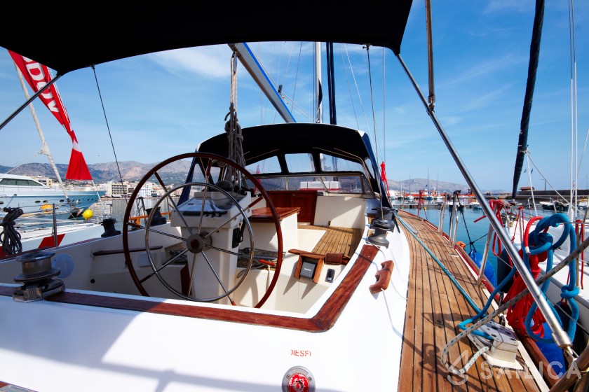 Atlantic 61 - Yacht Charter Sailica