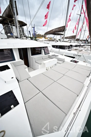 Bali 4.8  - Yacht Charter Sailica