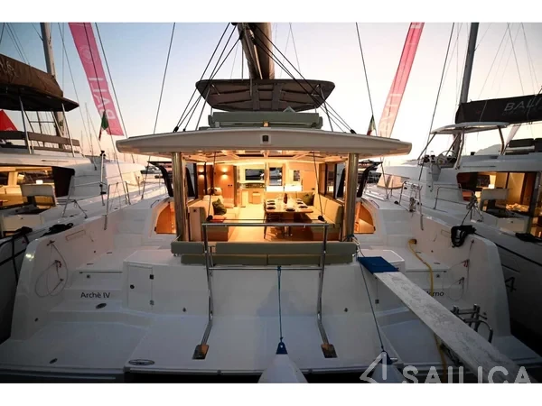 Bali 4.8  - Yacht Charter Sailica