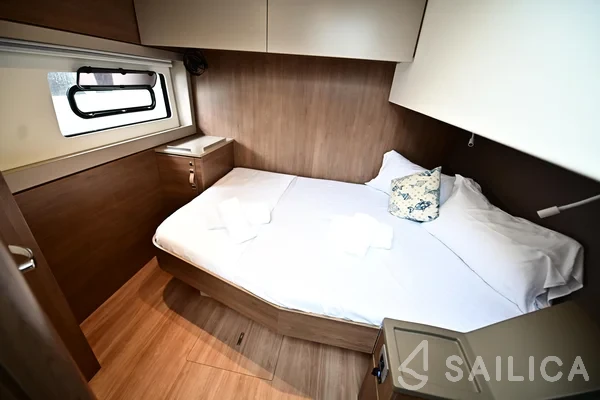 Bali 4.8  - Yacht Charter Sailica