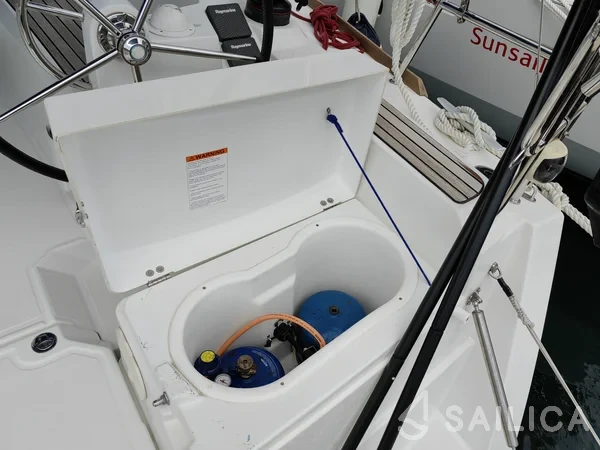 Sun Odyssey 389 - Yacht Charter Sailica