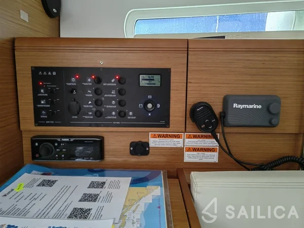 Sun Odyssey 389 - Yacht Charter Sailica