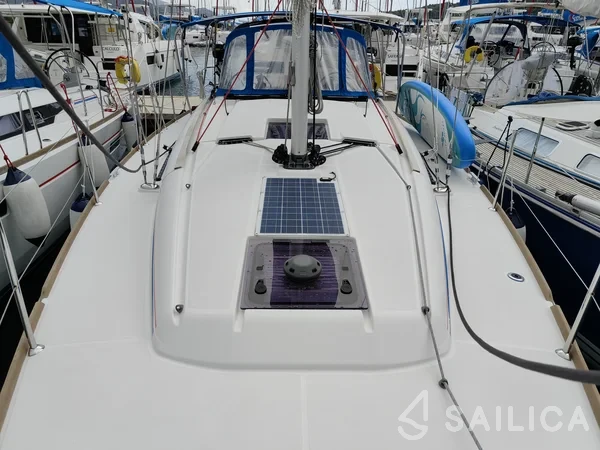 Sun Odyssey 389 - Yacht Charter Sailica