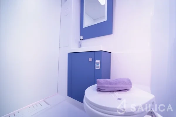 Astréa 42 - Yacht Charter Sailica