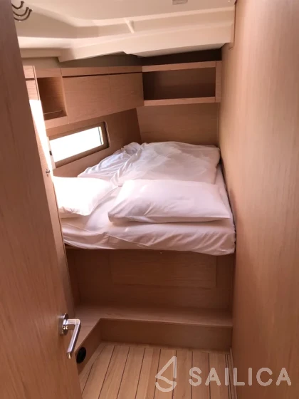 Oceanis 46.1 - Yacht Charter Sailica