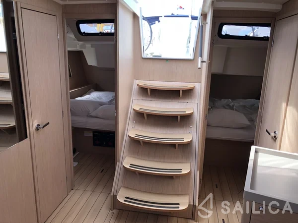 Oceanis 46.1 - Yacht Charter Sailica