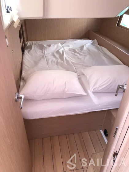 Oceanis 46.1 - Yacht Charter Sailica