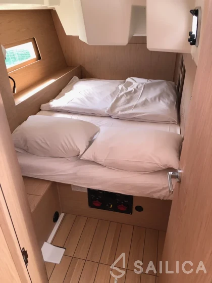 Oceanis 46.1 - Yacht Charter Sailica