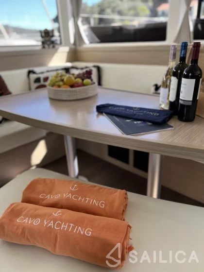 Lagoon 42 - Yacht Charter Sailica