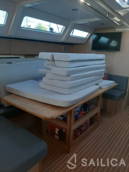 D&D Kufner 54 - Yacht Charter Sailica