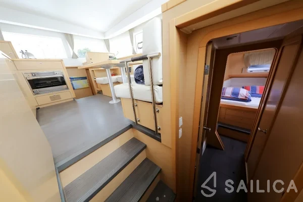 Lagoon 39 - Yacht Charter Sailica