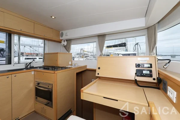 Lagoon 39 - Yacht Charter Sailica