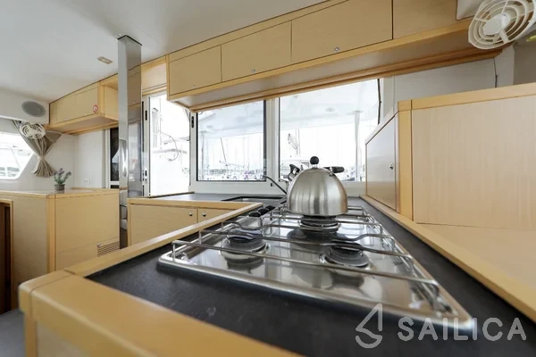 Lagoon 39 - Yacht Charter Sailica