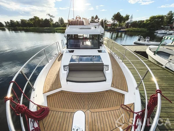 Northman 1200 - Yacht Charter Sailica