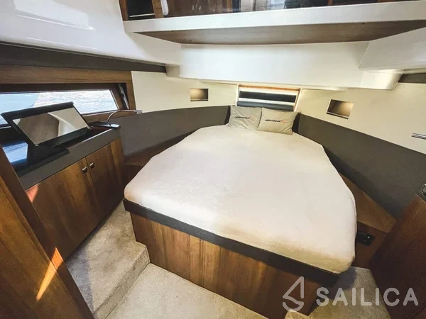 Northman 1200 - Yacht Charter Sailica