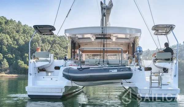 Bali Catsmart - Yacht Charter Sailica