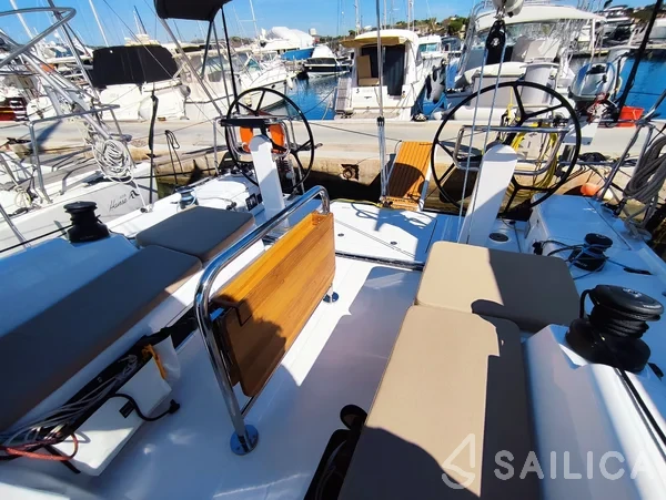 First 36 - Yacht Charter Sailica