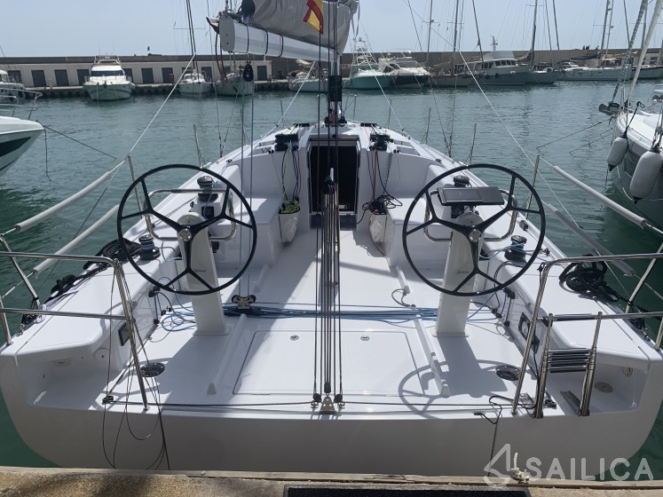 Bavaria 37 Sport - Yacht Charter Sailica