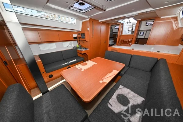 Bavaria C45 - Yacht Charter Sailica
