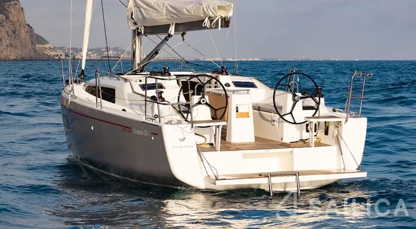Oceanis 34.1 - Yacht Charter Sailica