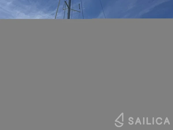Isla 40 - Yacht Charter Sailica