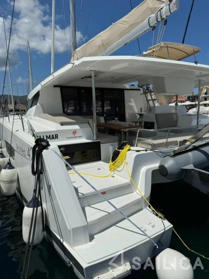 Astréa 42 - Yacht Charter Sailica