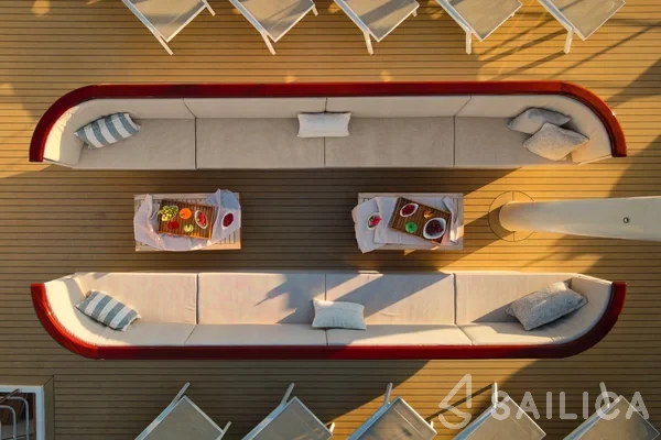 Motoryacht - Yacht Charter Sailica