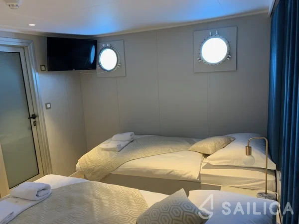 Motoryacht - Yacht Charter Sailica