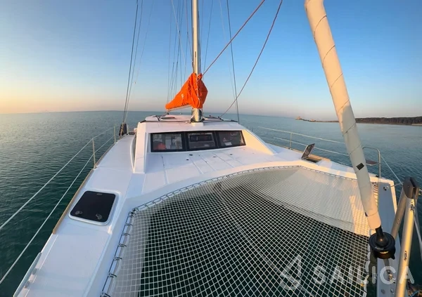 C-CAT 37 - Yacht Charter Sailica