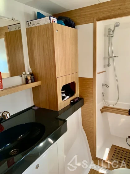 C-CAT 37 - Yacht Charter Sailica