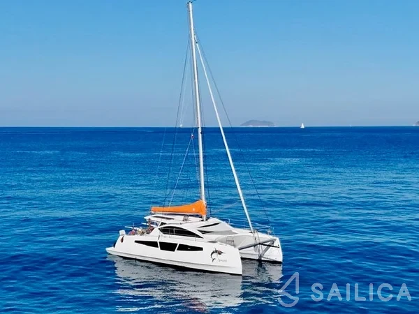 C-CAT 37 - Yacht Charter Sailica