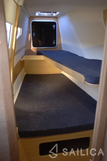 C-CAT 37 - Yacht Charter Sailica