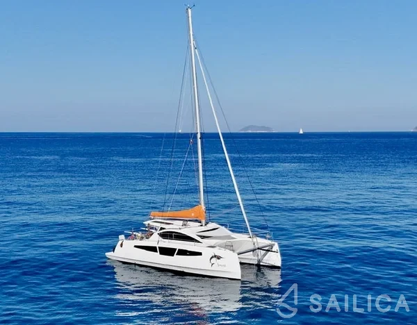 C-CAT 37 - Yacht Charter Sailica