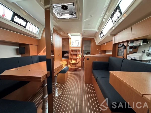 Bavaria C38 - Yacht Charter Sailica
