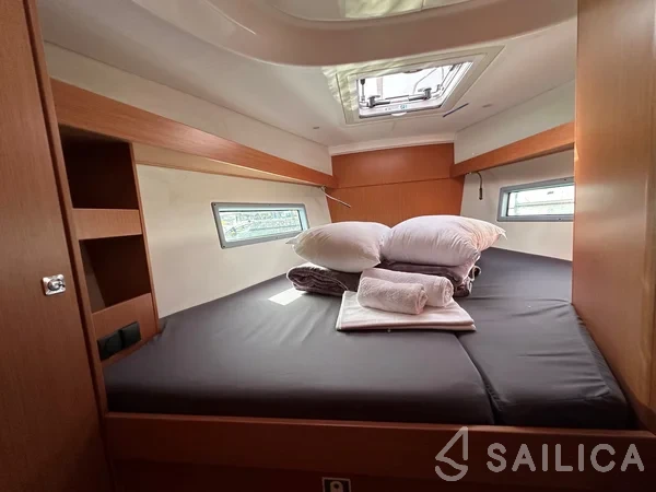 Bavaria C38 - Yacht Charter Sailica