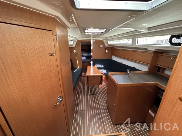 Bavaria 34 Cruiser - Yacht Charter Sailica