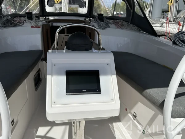 Bavaria 34 Cruiser - Yacht Charter Sailica