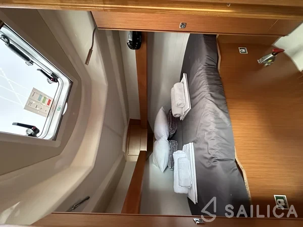 Bavaria 34 Cruiser - Yacht Charter Sailica