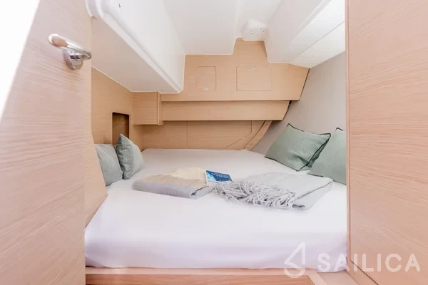 Dufour 37 - Yacht Charter Sailica